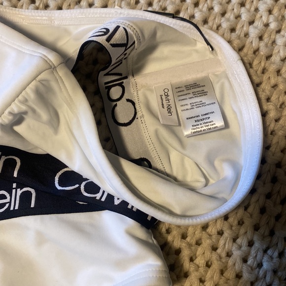 Calvin Klein bathing suit - Picture 5 of 5